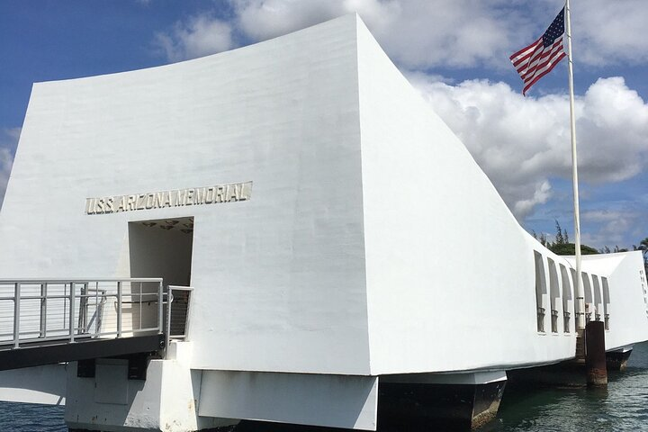 Private Pearl Harbor & North Shore tour (Se habla Español) - Photo 1 of 7